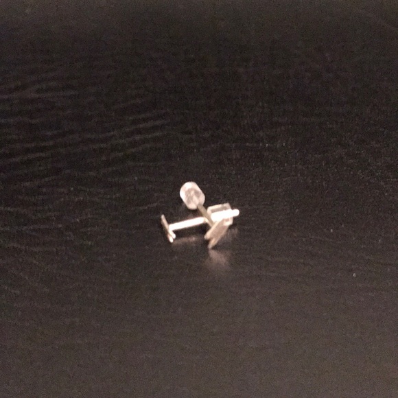 ⚡️Tiny silver lightening bolt earrings ⚡️ - Picture 2 of 3